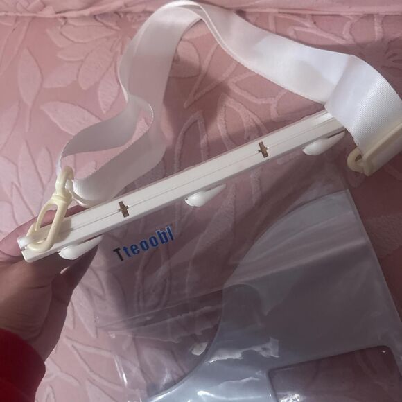 Waterproof Touchscreen Bag - Picture 3 of 4